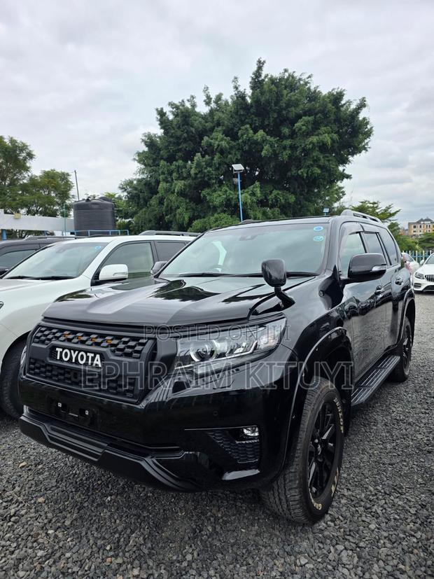 Toyota Land Cruiser Prado 2020 Black