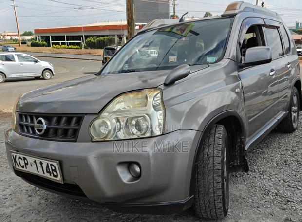 Nissan X-Trail 2.0 Petrol XE 2010 Gray