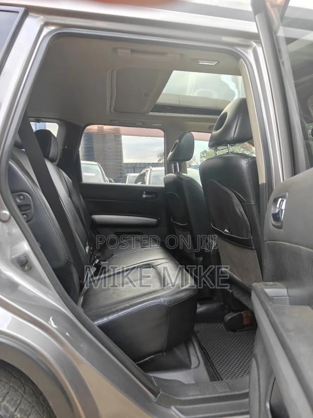Nissan X-Trail 2.0 Petrol XE 2010 Gray