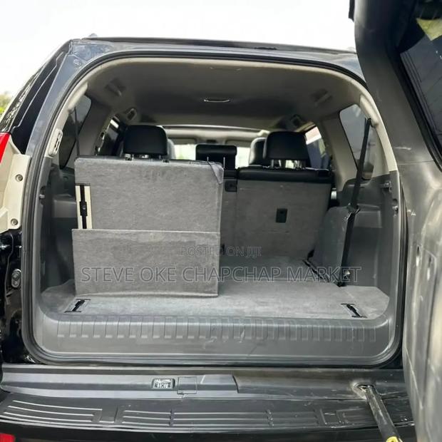 Toyota Land Cruiser Prado 2011 Black