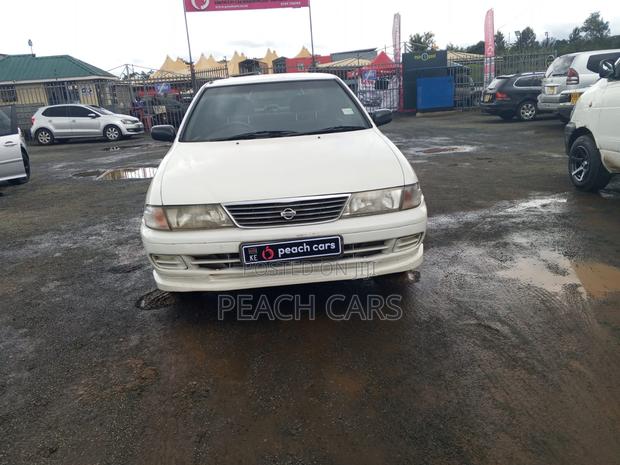 Nissan Sunny 1997 White