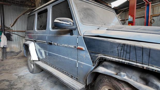 Mercedes-Benz G-Class Base G 550 AWD 2011 Gray