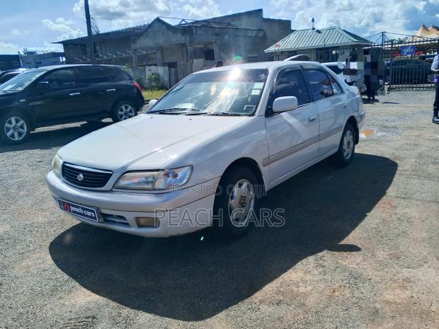 Toyota Corona Premio 2000 White