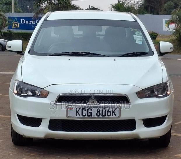 Mitsubishi Lancer 2015  White 