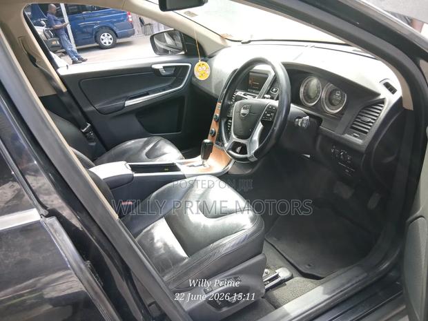 Volvo XC60 2012 Black
