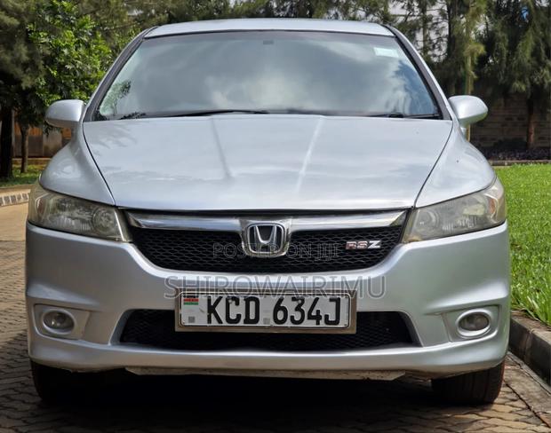Honda Stream 2009 Silver