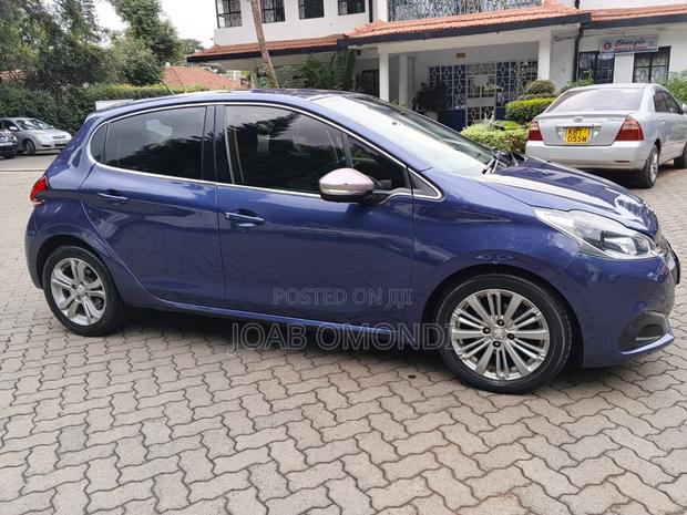 Peugeot 208 2016 Blue