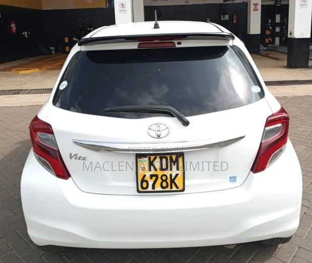 Toyota Vitz 2016 White
