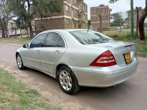 Mercedes-Benz C180 2006 Silver