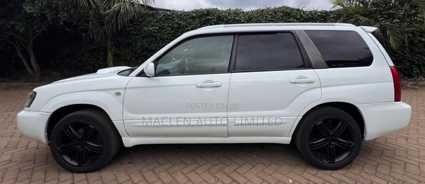 Subaru Forester 2003 White