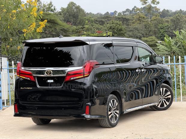 Toyota Alphard 2.5 Petrol FWD 2020 Black