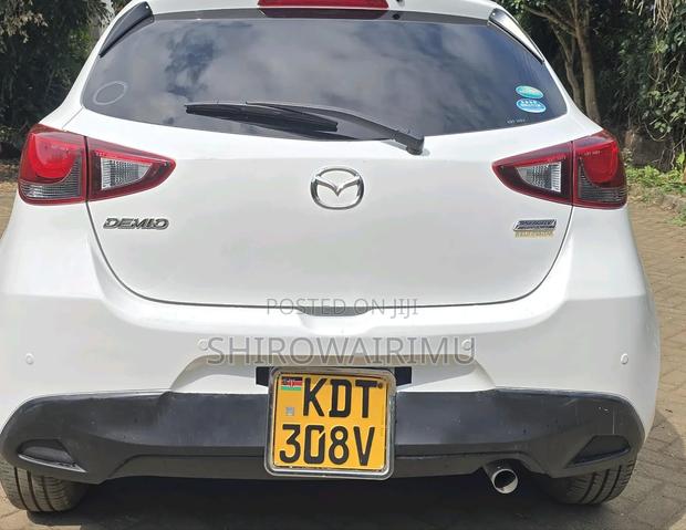 Mazda Demio 2018 White