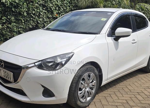 Mazda Demio 2018 White