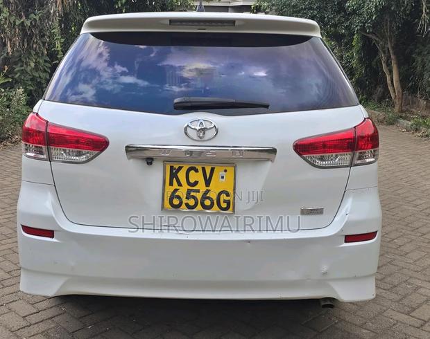 Toyota Wish 2012 White