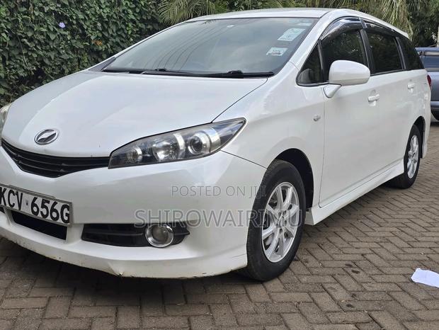 Toyota Wish 2012 White