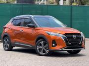 Nissan Kicks 2020 Orange for sale