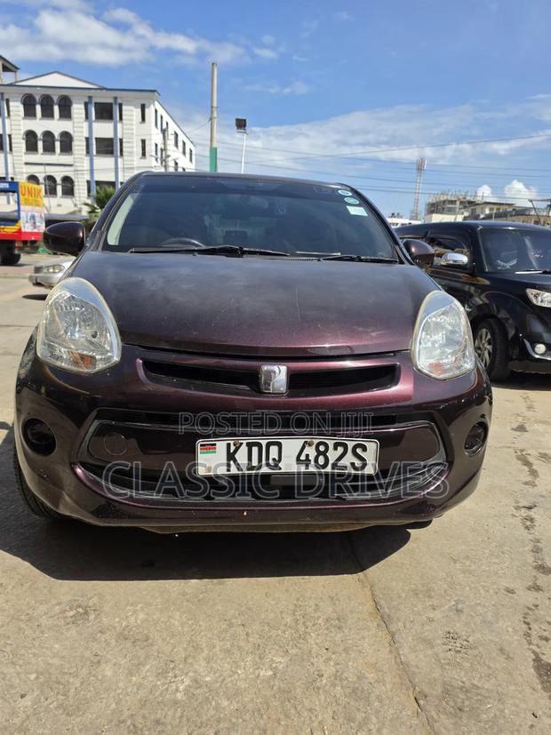 Toyota Passo 2016 Maroon
