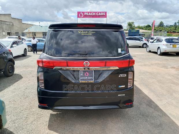 Nissan Elgrand 2012 Black