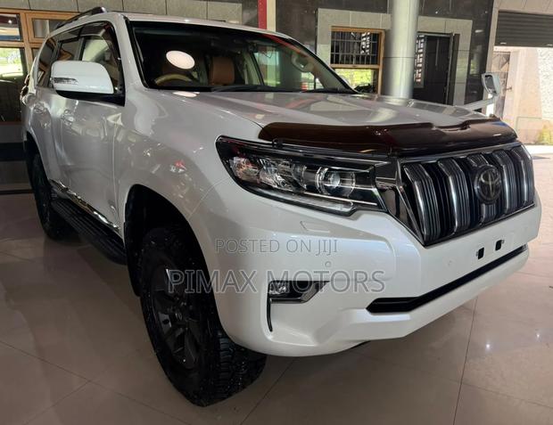 Toyota Land Cruiser Prado 2019 White