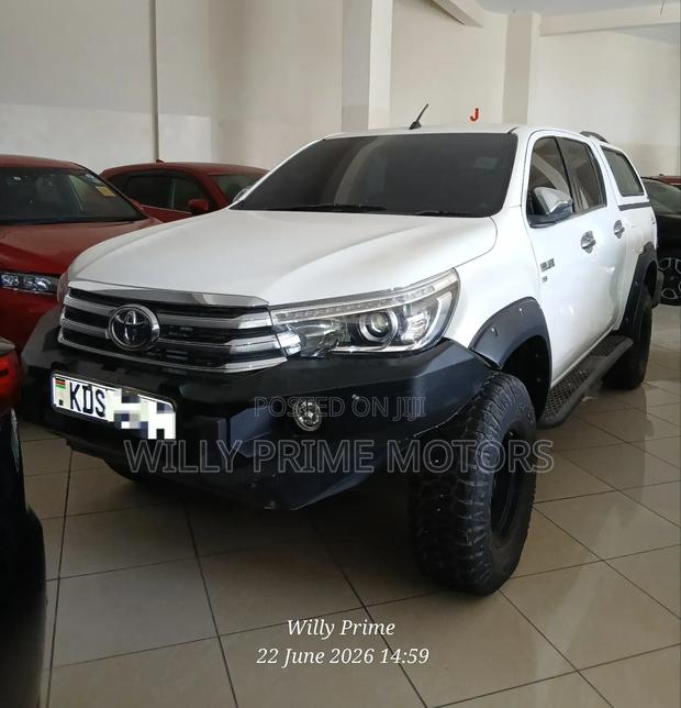 Toyota Hilux Revo Double Cab Deisel 2.8 AWD 2018 White