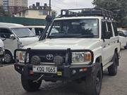 Toyota Land Cruiser 2016 Gold for sale