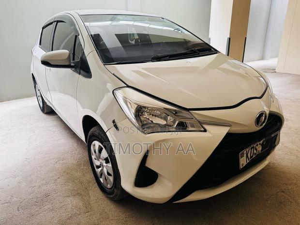 Toyota Vitz 1.3 FWD 5dr 2017 White