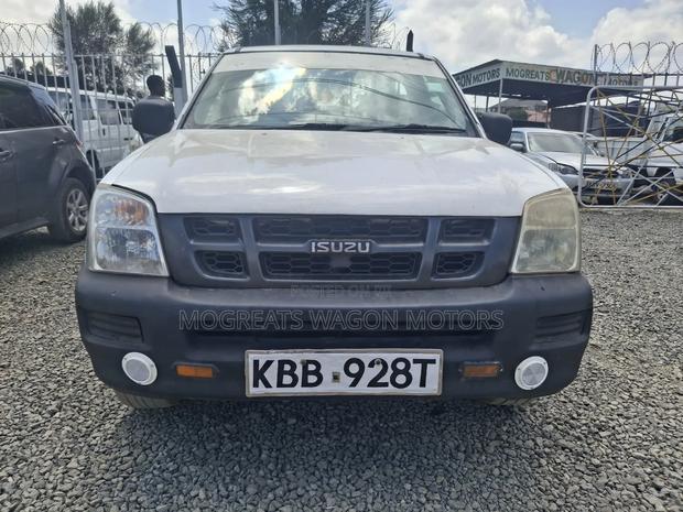 Isuzu D-MAX 2009 White