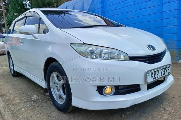 Toyota Wish 2015 Off white