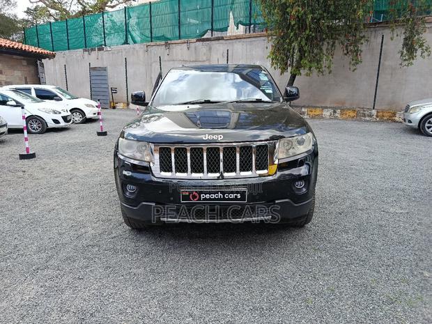Jeep Grand Cherokee 2012 Black