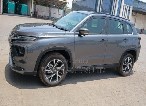 Toyota Urban Cruiser 2025 Gray