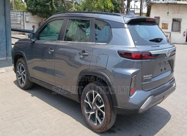 Toyota Urban Cruiser 2025 Gray