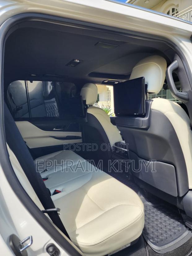 Lexus LX 2023 White