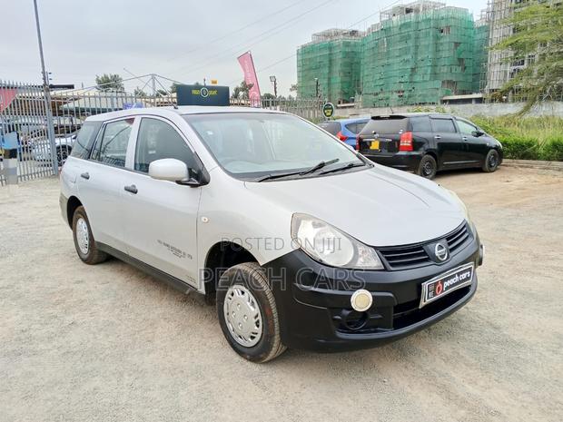 Nissan Advan 2013 Silver