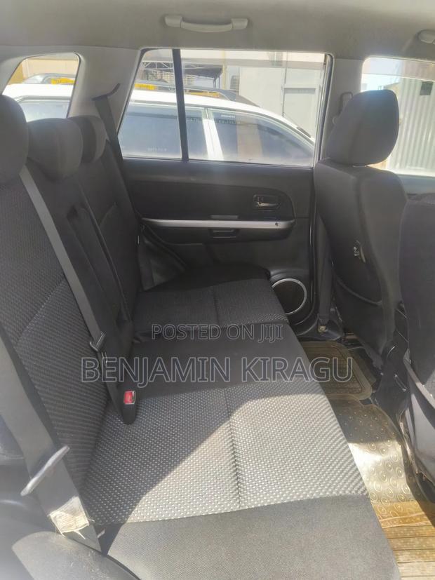 Suzuki Escudo 2008 White