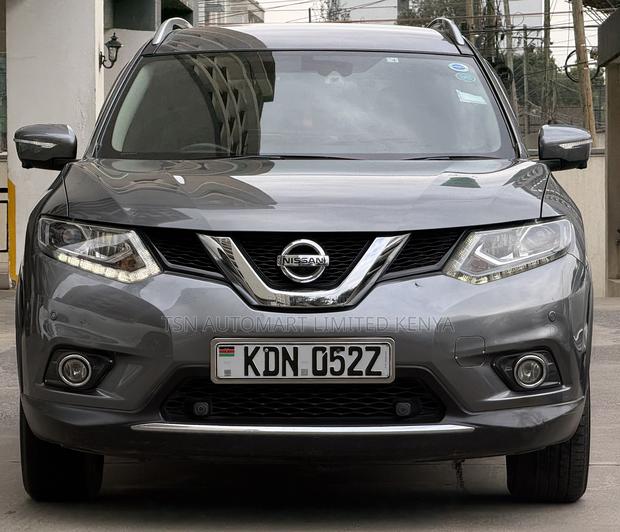 Nissan X-Trail 2.0 Petrol AWD 2016 Gray