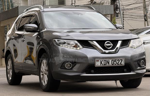 Nissan X-Trail 2.0 Petrol AWD 2016 Gray