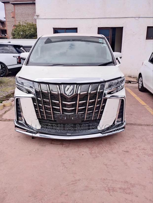 Toyota Alphard 2019 White
