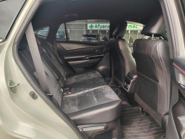 Toyota Harrier 2018 Pearl