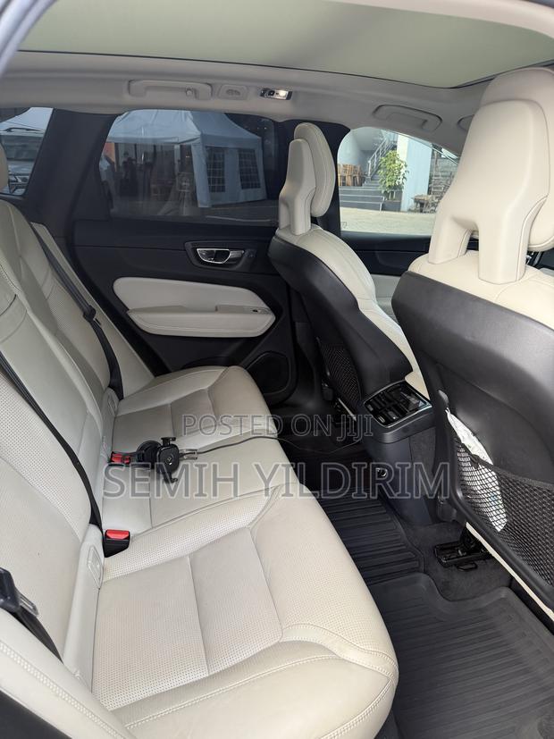 Volvo XC60 T5 Inscription AWD 2017 Black