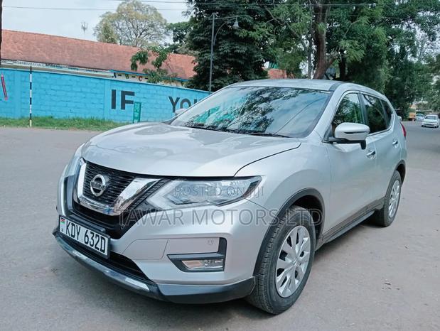 Nissan X-Trail 2019 Silver