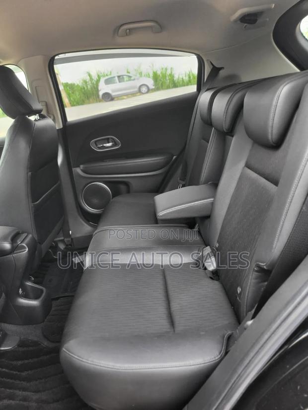 Honda Vezel 2019 Black
