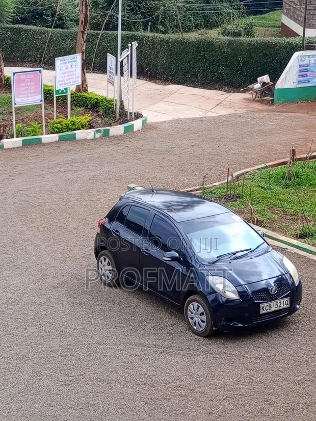 Toyota Vitz 2007 Black