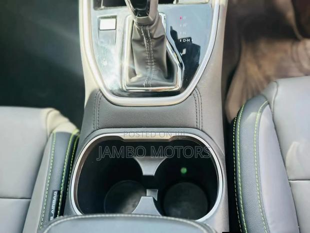 Subaru Outback Premium AWD 2023 Green