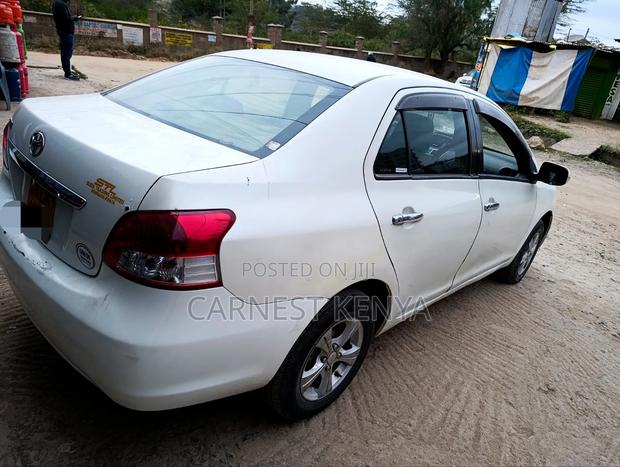 Toyota Belta 2011 White