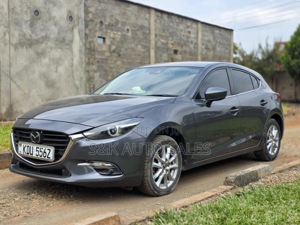 Mazda Axela 2018 Gray