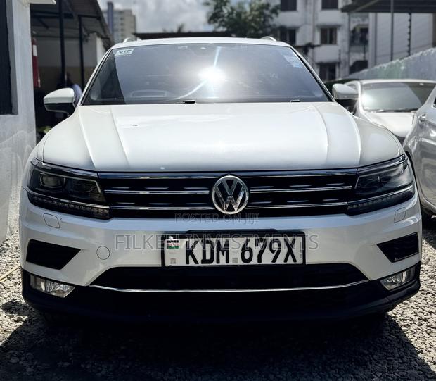 Volkswagen Tiguan 2.0T SEL FWD 2017 White