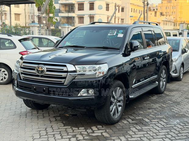Toyota Land Cruiser 2021 Black