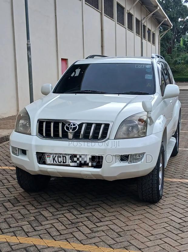 Toyota Land Cruiser Prado 2008 White