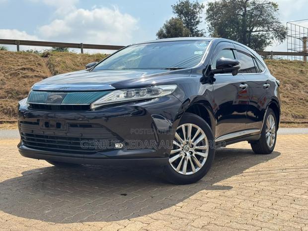 Toyota Harrier 2019