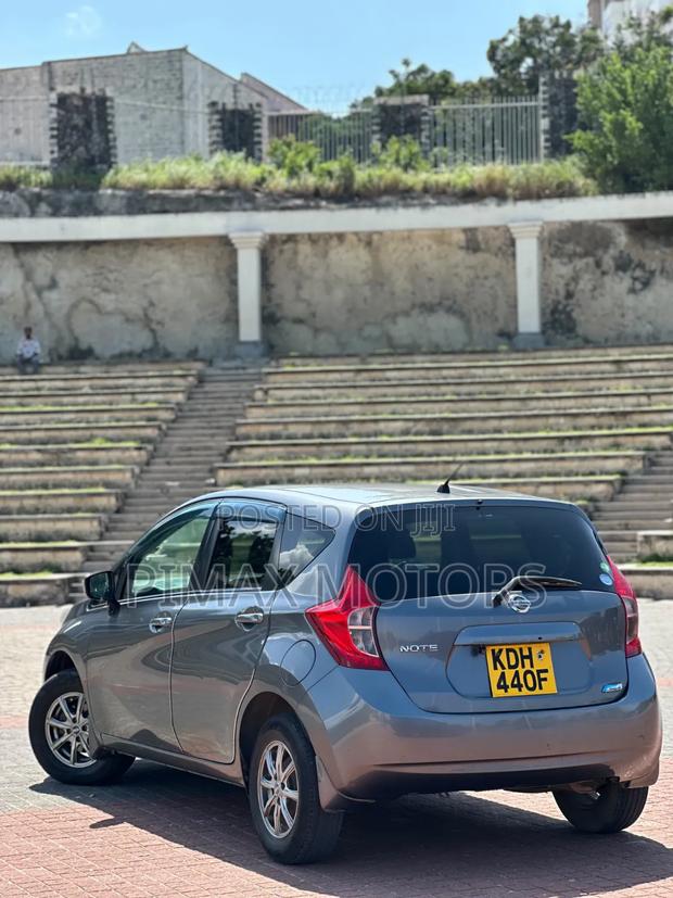 Nissan Note 2014 Silver